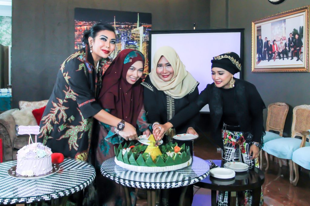 Lima Pengusaha Berkolaborasi Luncurkan Hatice Boutique