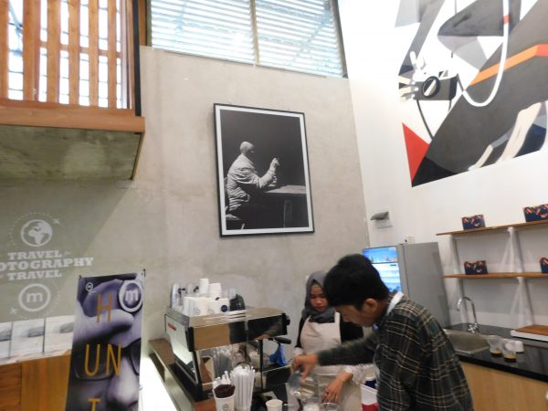Tempat Ngopi Khusus Pecinta Fotografi, Travelling, dan Seni Hadir di Jakarta