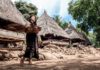 Bergaya Ala Suku Abui di Desa Takpala