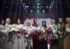 Ayu Dyah Andari Gunakan Kain Sisa pada Gelaran Fashion Rhapsody
