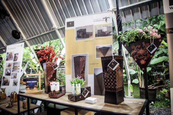 Kemenparekraf Pamerkan Delapan Karya Terbaik Pelaku Ekraf Subsektor Kriya di Yogyakarta