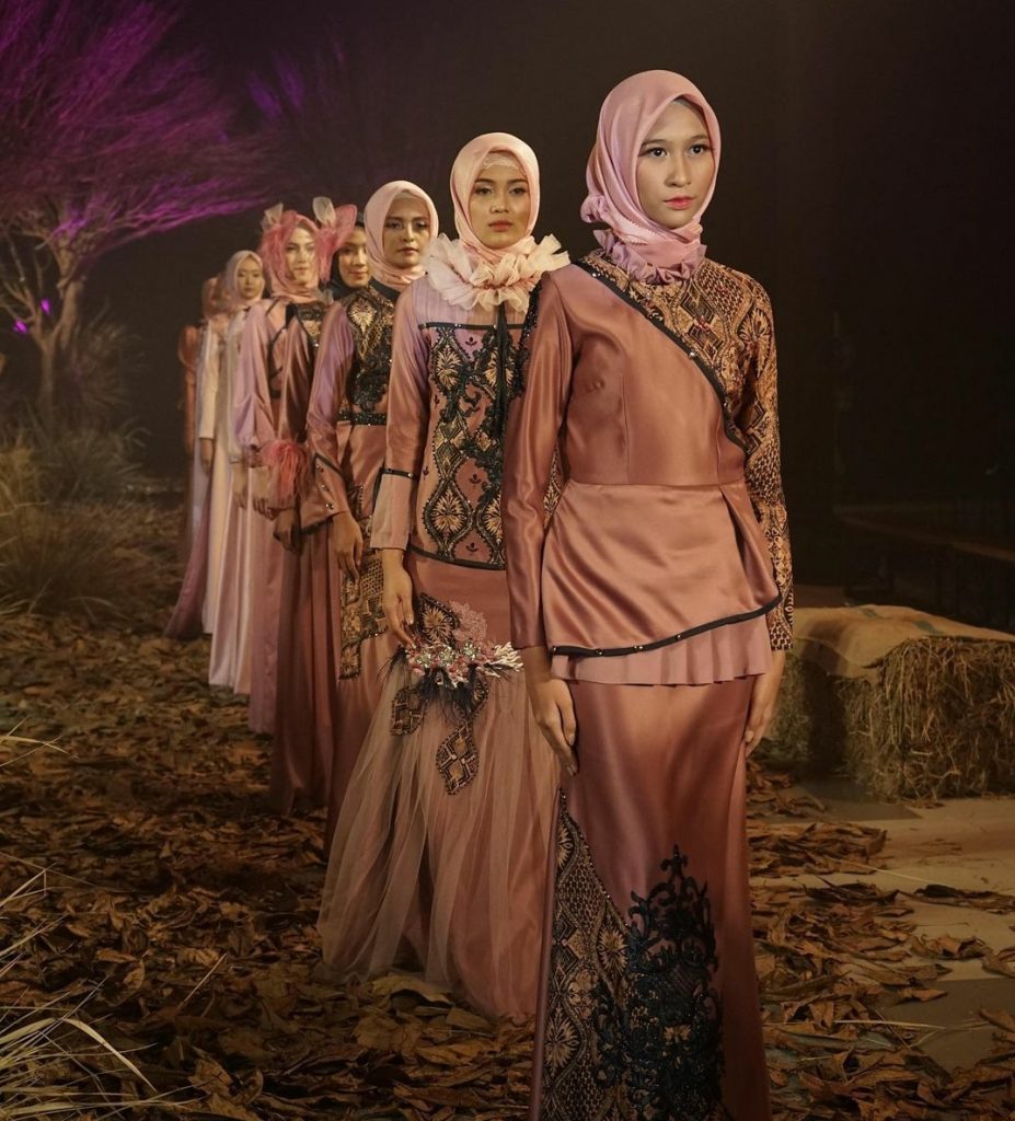 Surabaya Fashion Parade 2020 Usung Tema Viable