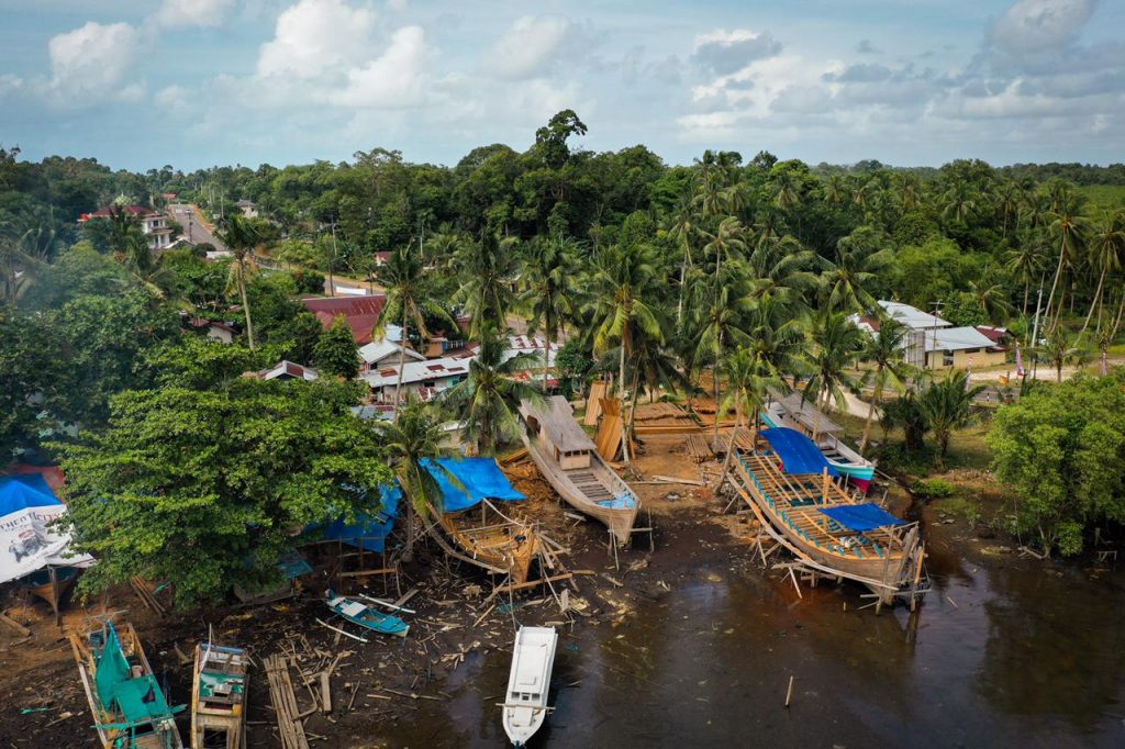 Menparekraf Segera Garap Potensi Desa Wisata Berbasis Kearifan Lokal di Belitung