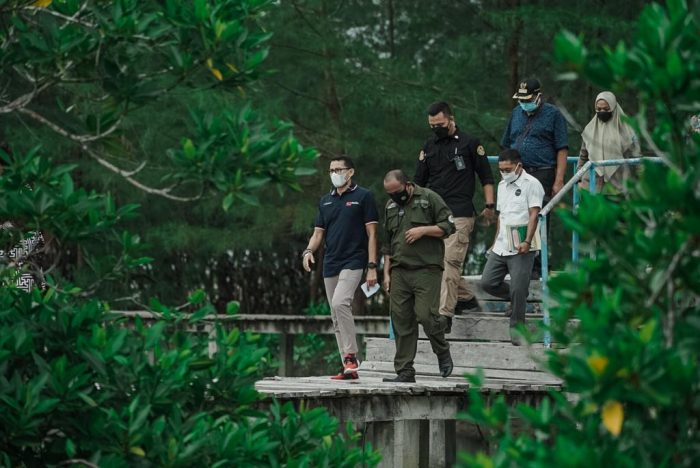 Sandiaga Uno Ingin Hutan Juru Seberang Jadi Destinasi Unggulan Baru di Belitung