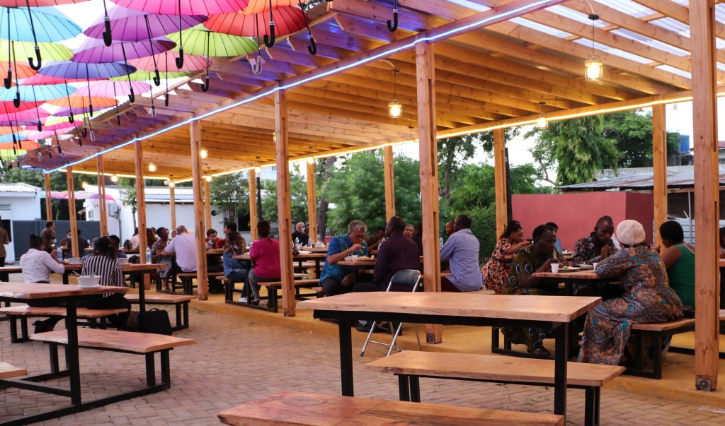 Danau Toba Restaurant menjadi Restoran Indonesia Pertama di Tanzania