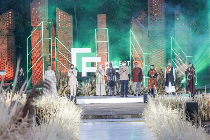 Kemenparekraf Tampilkan 20 Karya Desainer Terpilih Modest Fashion Founders Fund 2021