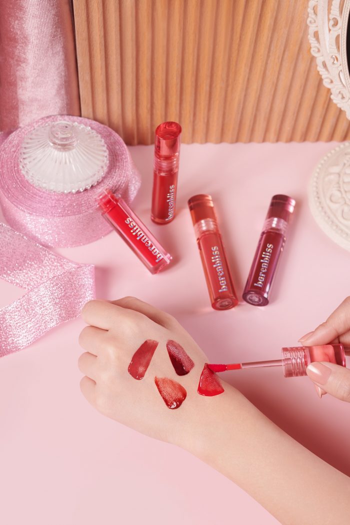 Rayakan Ulang Tahun Pertama, barenbliss Ajak Perempuan Indonesia Rayakan Cantik Natural