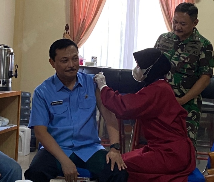 Purnawirawan AL Sambut Positif Vaksinasi Booster-II di Surabaya
