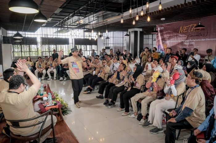 Kemenparekraf Perkuat Peran Komunitas Kembangkan Sektor Parekraf di Palembang