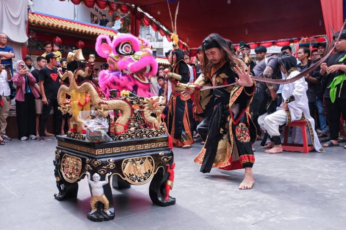Festival Cap Go Meh Singkawang Kalbar Diharapkan Mampu Gerakkan Perekonomian Masyarakat