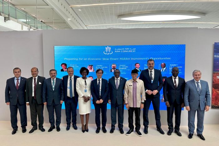 Menparekraf Paparkan Keuntungan Berinvestasi di Indonesia dalam AIM Congress 2024 Abu Dhabi