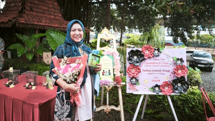 Lembah Wangi: Menyatu dengan Alam Nusantara dalam Setiap Semprotan Parfum Eksklusif