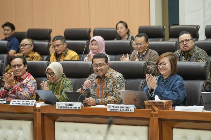 Menekraf Ungkap Grand Design Ekraf Saat Raker dengan Komisi VII DPR