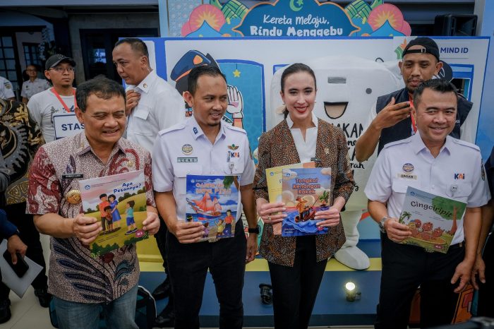 Menpar Widiyanti Tinjau Destinasi, Sarana, dan Prasarana Libur Lebaran di Jakarta