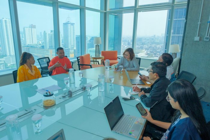 Wamen Ekraf Audiensi dengan TIFA Creative, Gali Perspektif Ekonomi Kreatif dari Papua