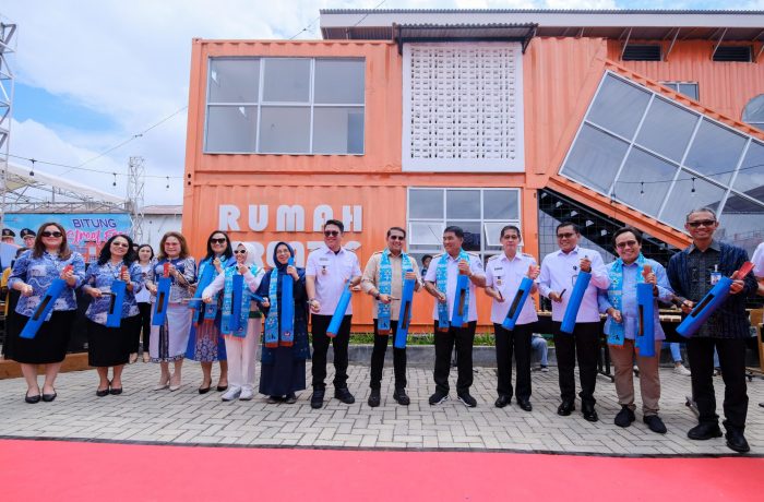 Menteri Ekraf Harap Bitung Street Food Naik Kelas dan Serap Tenaga Kerja