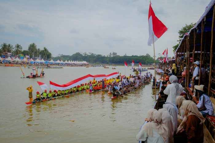 Menteri Pariwisata: "Festival Pacu Jalur" Contoh Sukses Ikon Budaya Jadi Magnet Wisata