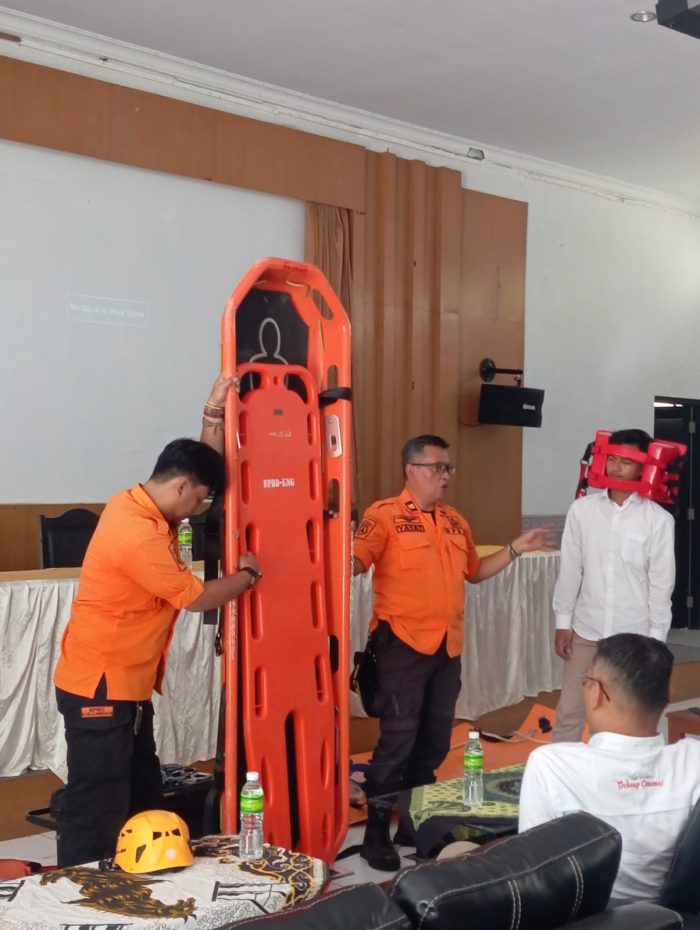 Kolaborasi Pemangku Kepentingan Gelar Upskilling Pelatihan Berbasis Kompetensi dan Sertifikasi Kompetensi Kerja Pemandu Wisata Gunung Ciremai