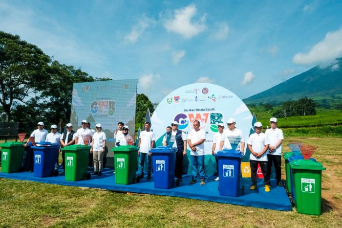 Kemenpar Perkuat Gerakan Wisata Bersih di Pagar Alam untuk Budayakan Pariwisata Berkelanjutan