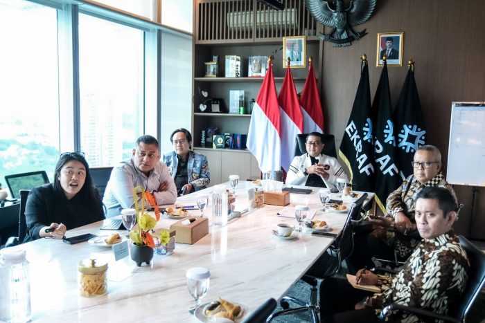 Menteri Ekraf Bahas Peluang Investasi dan Ekspor Ekonomi Kreatif dengan Dubes RI Senegal