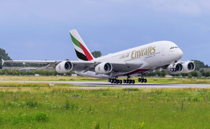 Emirates Merayakan Sepuluh Tahun Menghubungkan Bali dengan Dunia