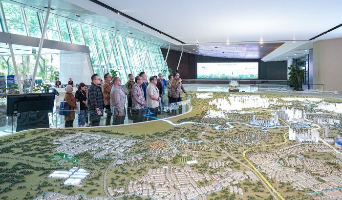 Tinjau D-HUB SEZ BSD City, Menteri Ekraf Tekankan Peran KEK ETKI Tarik Investasi Kreatif