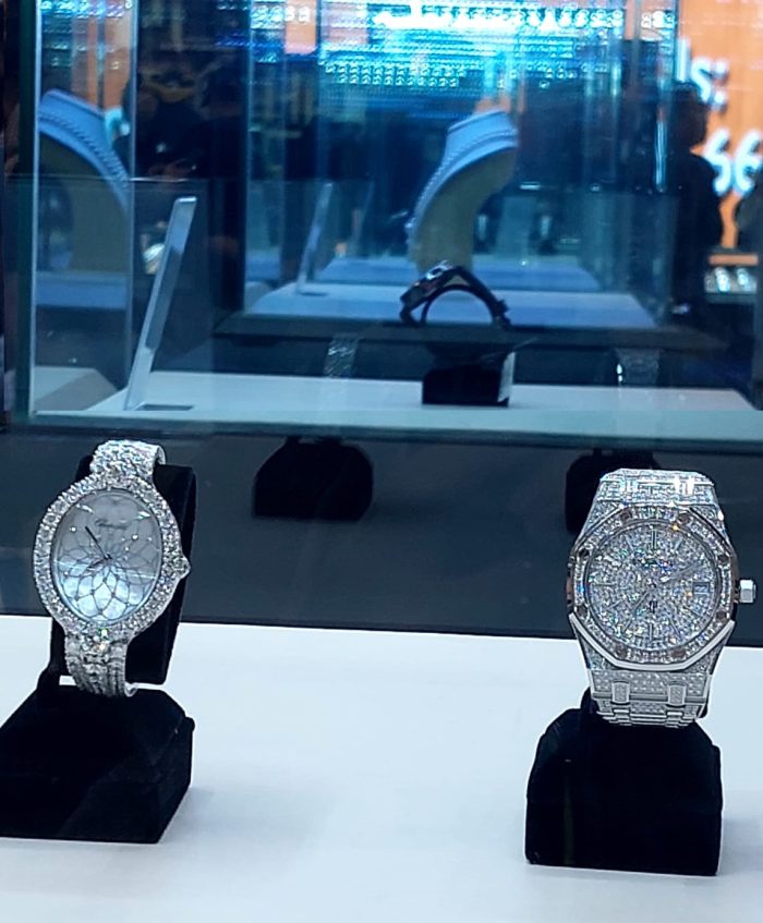 Terbesar di Indonesia! Pameran Jam Tangan Mewah Bekas, dan Barang-Barang Premium Berkelas atas Lainnya.