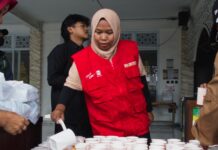 Perjalanan Teh Celup Sosro Hidupkan Ramadanmu di Jawa Barat, Hadirkan 27.000 hidangan di 83 Masjid, Semangat Berbagi Kebaikan