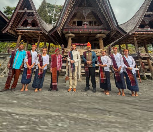 Menpar Pastikan Kesiapan Infrastruktur dan Daya Tarik Wisata Unggulan Danau Toba Berita Perjalanan dan Pariwisata