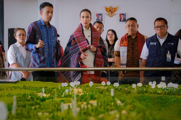 Percepat Pengembangan Danau Toba, Menpar Tekankan Sinkronisasi Master Plan