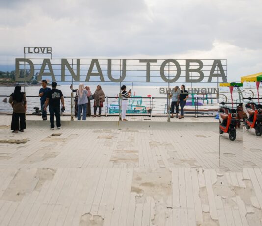 Percepat Pengembangan Danau Toba, Menpar Tekankan Sinkronisasi Master Plan Berita Perjalanan dan Pariwisata