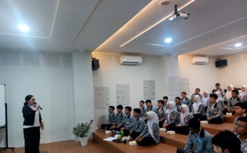 Perkuat Kesiapan Kerja Siswa di Era AI, DBS Foundation dan Dicoding Gelar Coding Camp Workshop di SMK Wikrama Bogor Berita Perjalanan dan Pariwisata