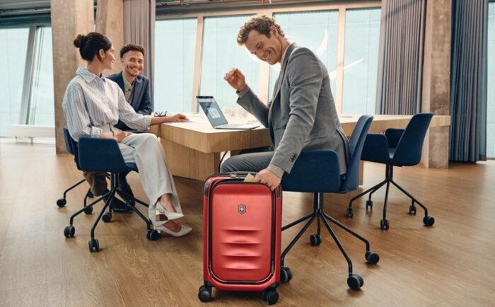 Victorinox Kembali Hadir di Jakarta dengan Pop-Up Kedua di Kota Kasablanka