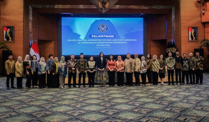 Menpar Lantik Sejumlah Pejabat Fungsional dan Struktural di Lingkungan Kemenpar