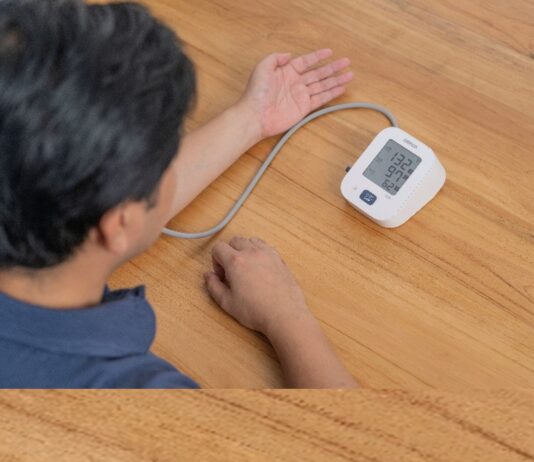 OMRON Healthcare Luncurkan Tensimeter Seri EZ & IQ: Mencegah Hipertensi dan Stroke Berita Perjalanan dan Pariwisata