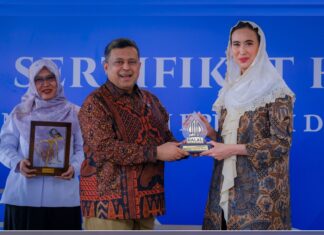 Menpar Serahkan Sertifikat Halal di Jatimulyo, Perkuat Daya Saing Desa Wisata Berita Perjalanan dan Pariwisata