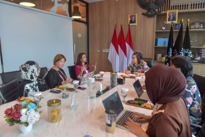 Wamen Ekraf Bahas Penguatan Kolaborasi Ekonomi Kreatif Bersama MMA Indonesia