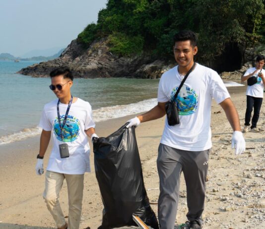 Peringati Hari Laut Sedunia ASDP Gelar Ocean Clean Up Day Serentak di 27 Cabang, Bersihkan 13 Ton Sampah Laut dan Pesisir Berita Perjalanan dan Pariwisata