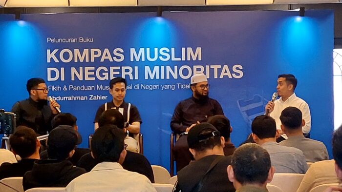 TAZA IMPACT Luncurkan Buku Kompas Muslim di Negeri Minoritas Karya Ustadz Abdurrahman Zahier