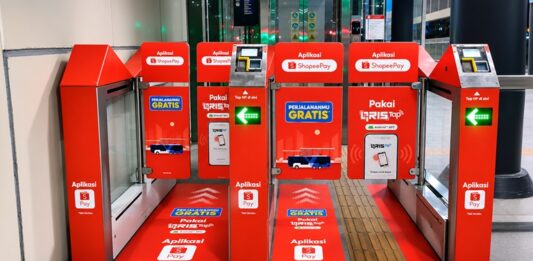 Ini Cara Naik TransJakarta dan KRL Gratis Pakai QRIS Tap Aplikasi ShopeePay Berita Perjalanan dan Pariwisata