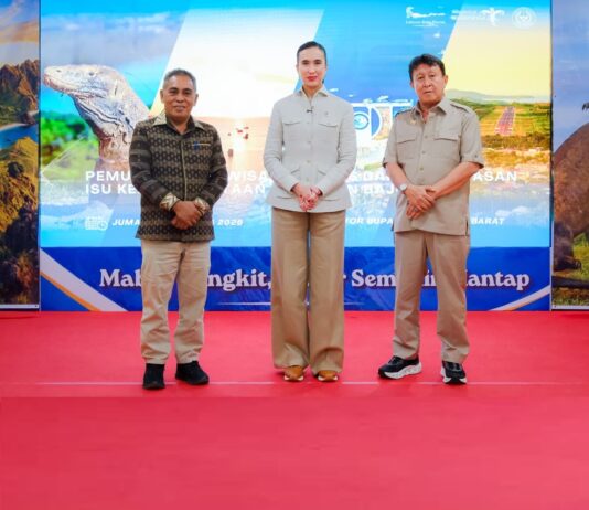 Menpar Widiyanti Dorong Pemulihan Pariwisata Labuan Bajo Pascagempa Berita Perjalanan dan Pariwisata