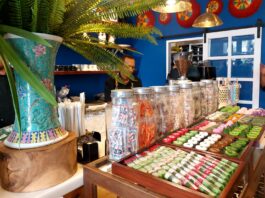 Menikmati Sajian Indonesia Peranakan dengan Suasana Santai di Kembang Goeyang Berita Perjalanan dan Pariwisata