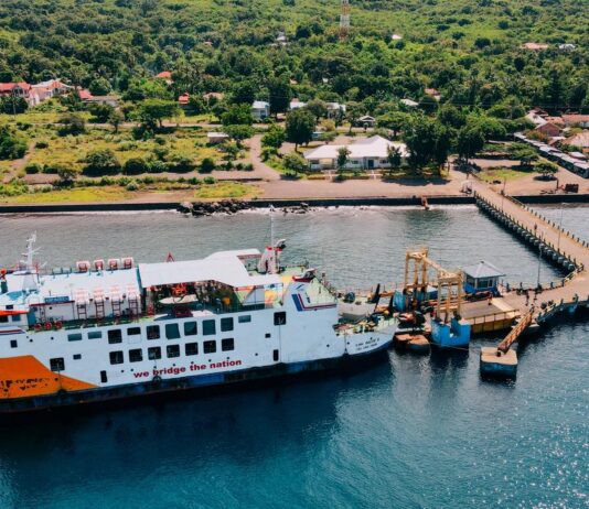 ASDP Kembali Bergerak untuk NTT, KMP Inerie II Bawa Bantuan dari Surabaya Berita Perjalanan dan Pariwisata