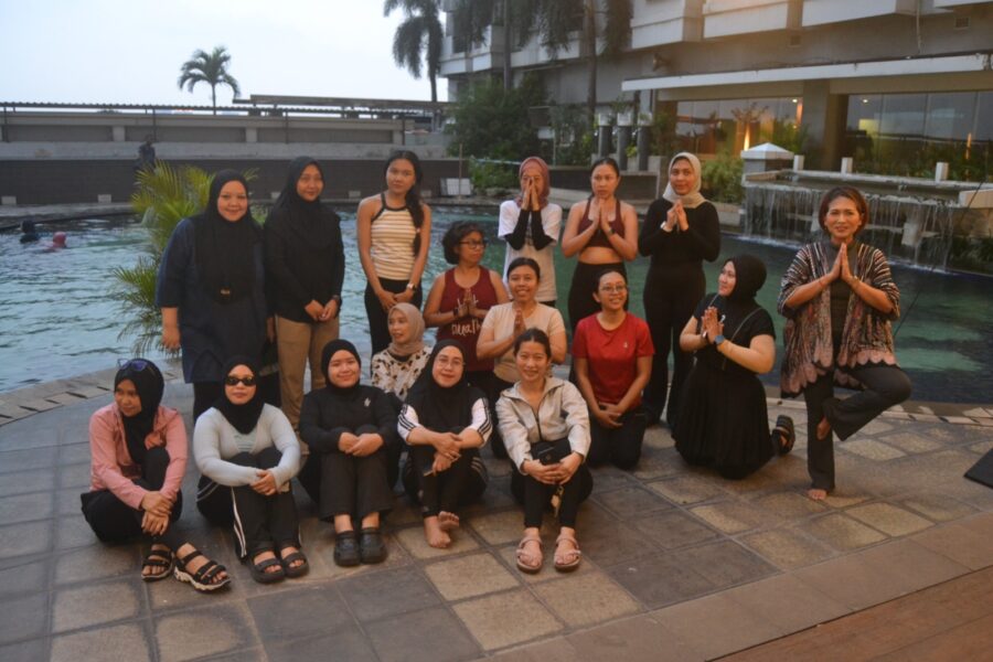 Sambut World Tourism Day 2026, Yogadihotel Gelar Sunset Yoga by The Pool di Grand Whiz Poins Simatupang 1 Sambut World Tourism Day 2026, Yogadihotel Gelar Sunset Yoga by The Pool di Grand Whiz Poins Simatupang