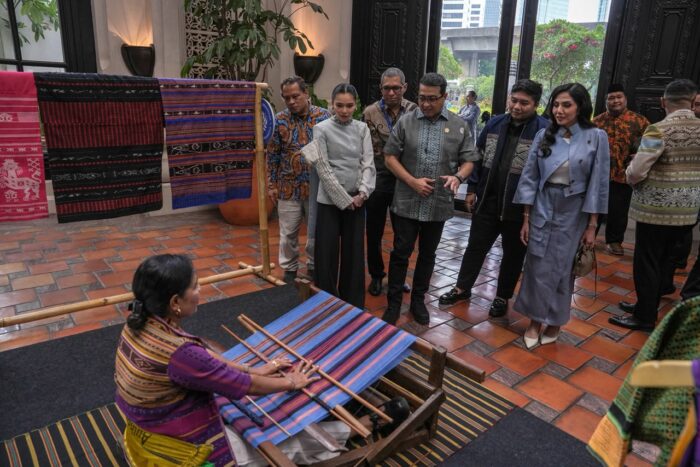 HEKRAFNAS 2026 Gaungkan Rekacipta Nusantara, Karya Lokal Siap Mendunia 1 HEKRAFNAS 2026 Gaungkan Rekacipta Nusantara, Karya Lokal Siap Mendunia
