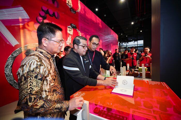 Menteri Ekraf Tekankan Keunikan Desainer Grafis Indonesia di ADGI Design Week 2026